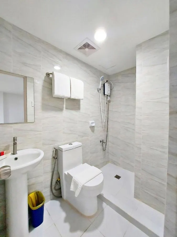 Airobedz Makati - A Value Hotel Manila