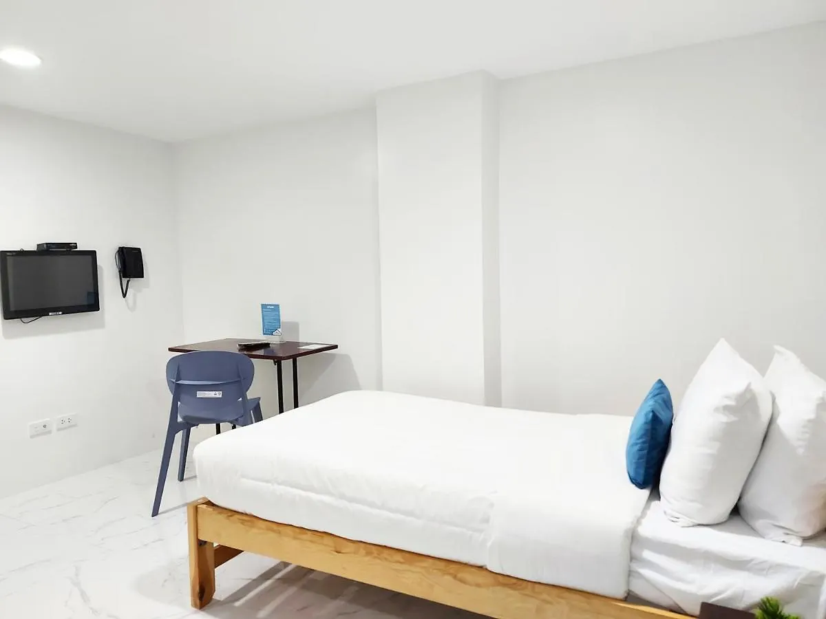 Airobedz Makati - A Value Hotel Manila